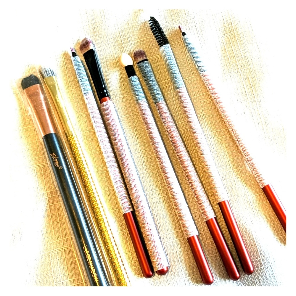 Assorted Makeup Brushes FREE with purchase!